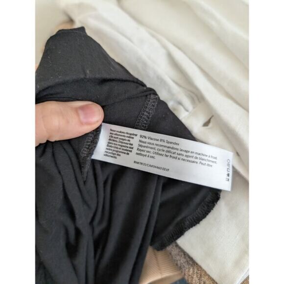 Eileen Fisher Black Viscose Tapered Leg Pants Medium Pull On Sustainable Comfort - Picture 2 of 9